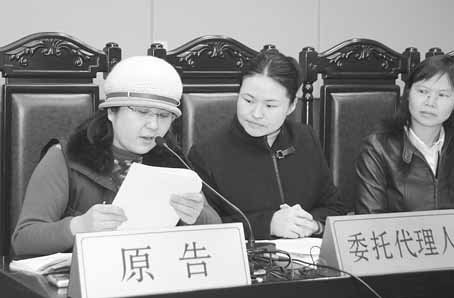 公考生未婚先育被淘汰 起訴計(jì)生局違法行政